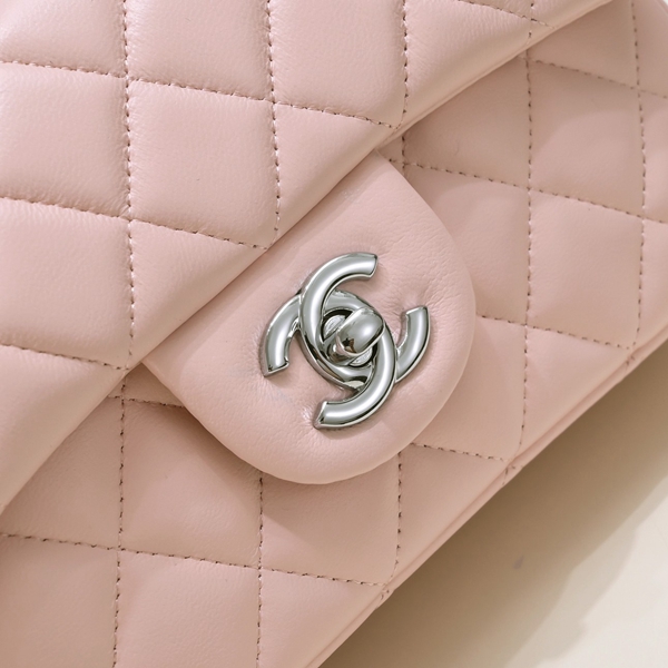 シャネルバッグ素材ディテール